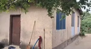 Plot Inaizwa Magomeni Mikumi