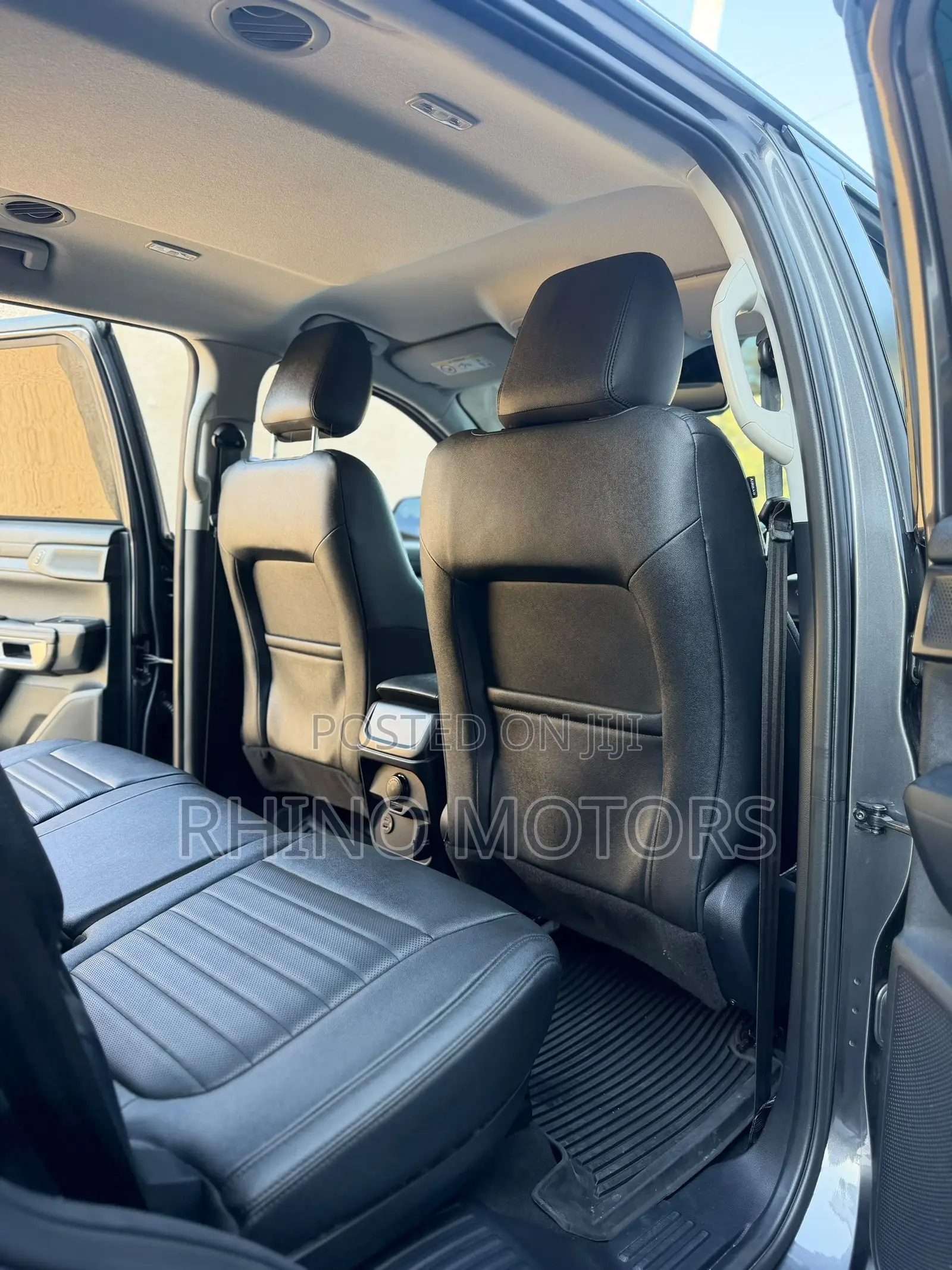 Ford Everest 2024 Gray
