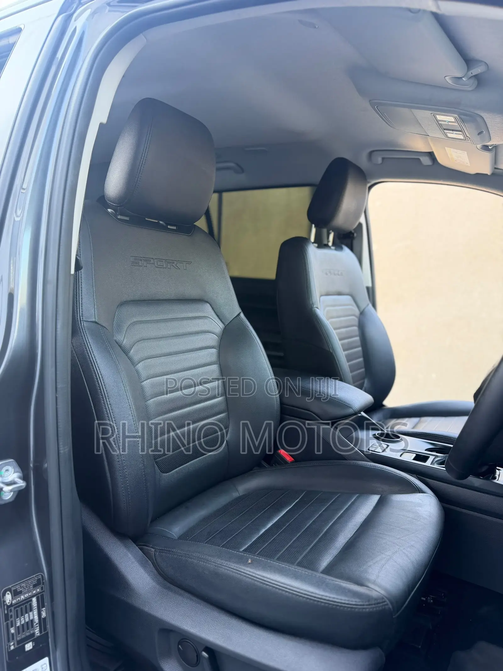 Ford Everest 2024 Gray