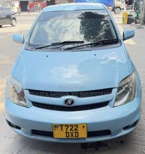 Toyota IST 2006 Blue