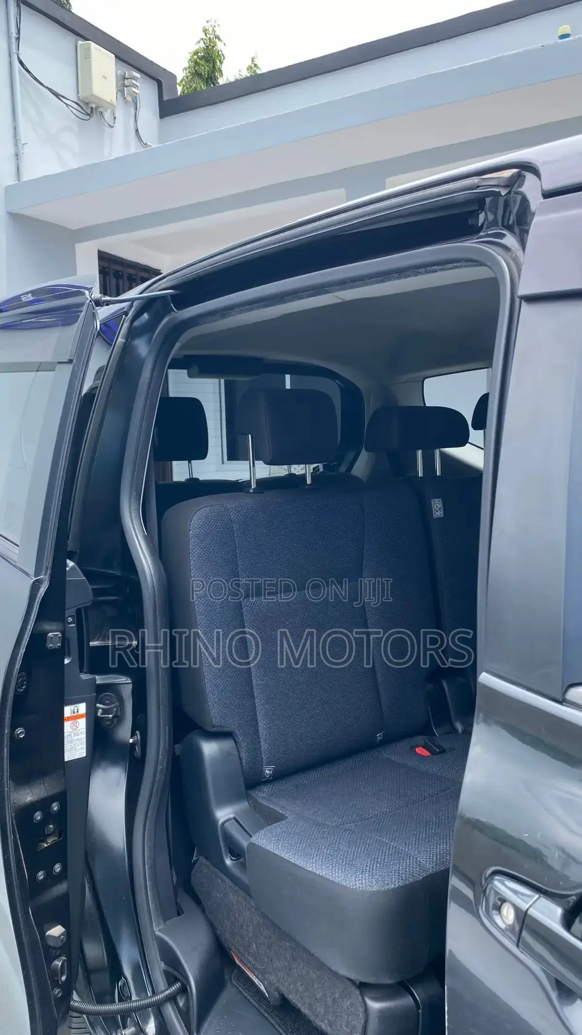 Toyota Sienta 1.5 FWD 2016 Black