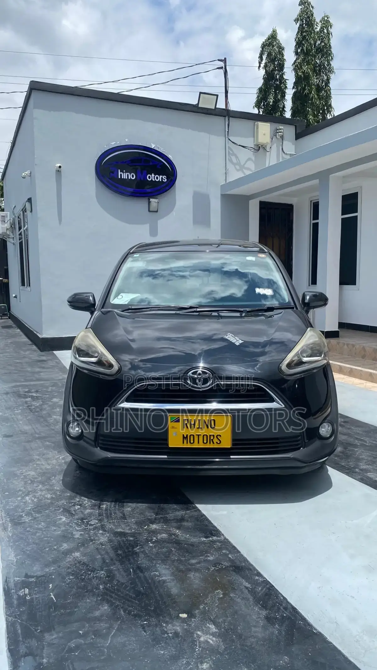 Toyota Sienta 1.5 FWD 2016 Black