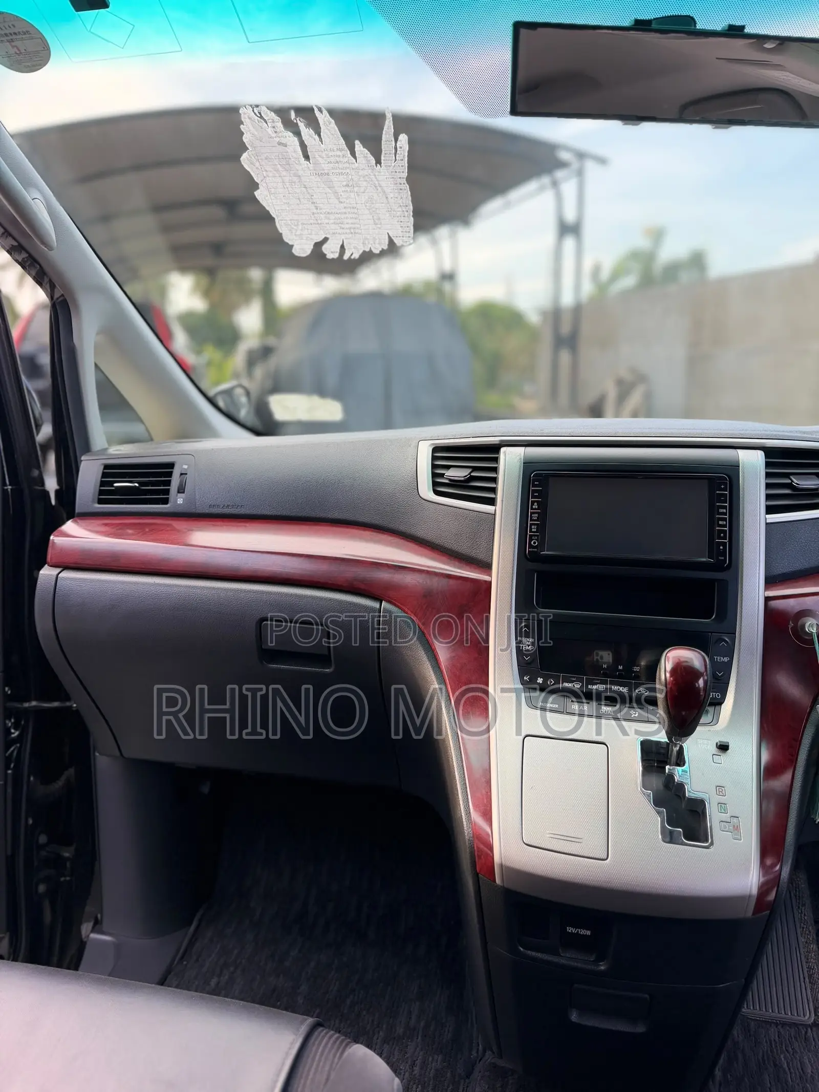 Toyota Vellfire V 2.4 4WD 7-Seater 2010 Black