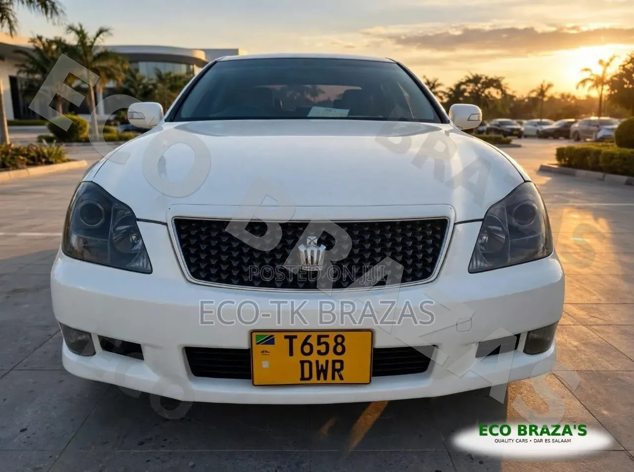 Toyota Crown 2004 White