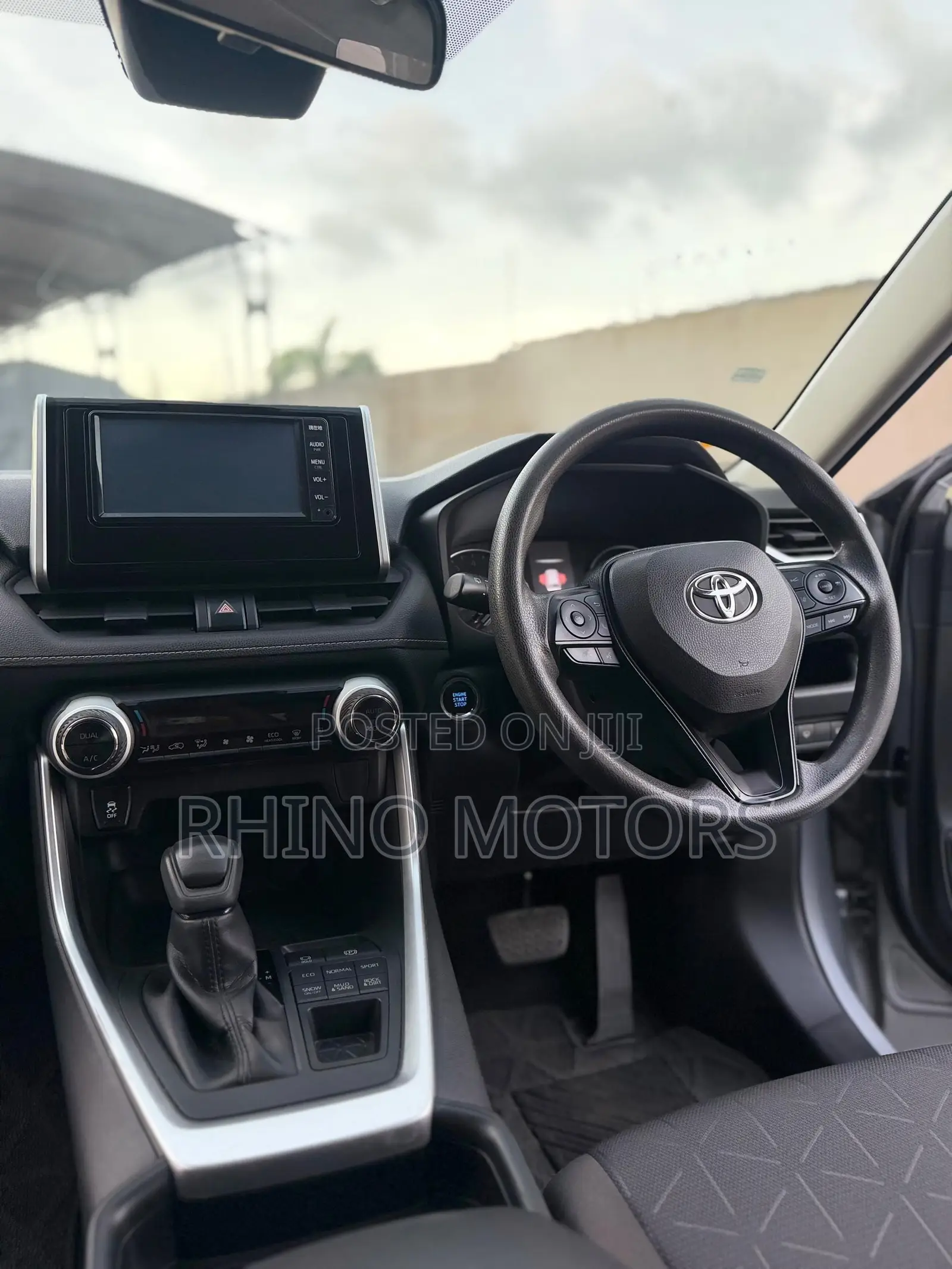 Toyota RAV4 2020 Silver