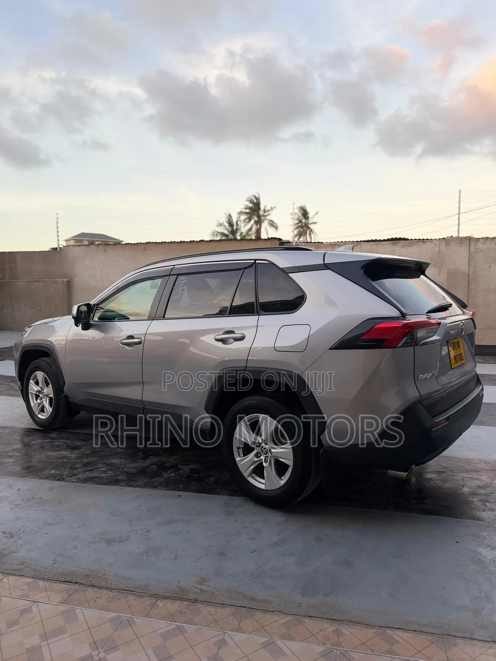 Toyota RAV4 2020 Silver