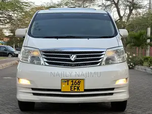 Toyota Alphard 2.4 Petrol FWD 2007 White