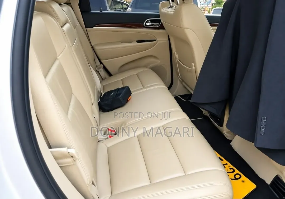 Jeep Grand Cherokee 2020 Silver