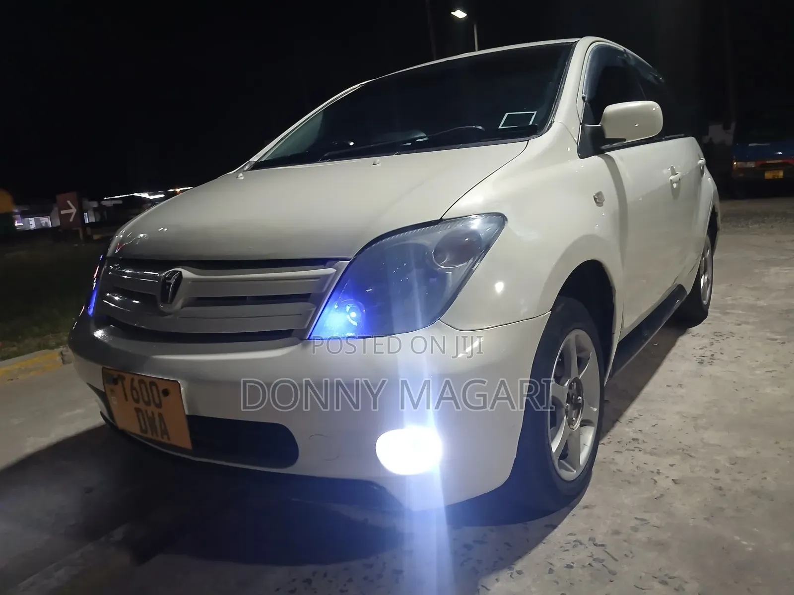 Toyota IST 2006 White