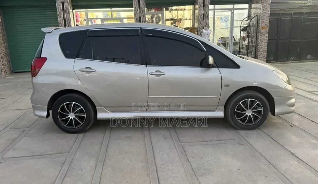 Toyota Corolla Spacio 2002 Silver