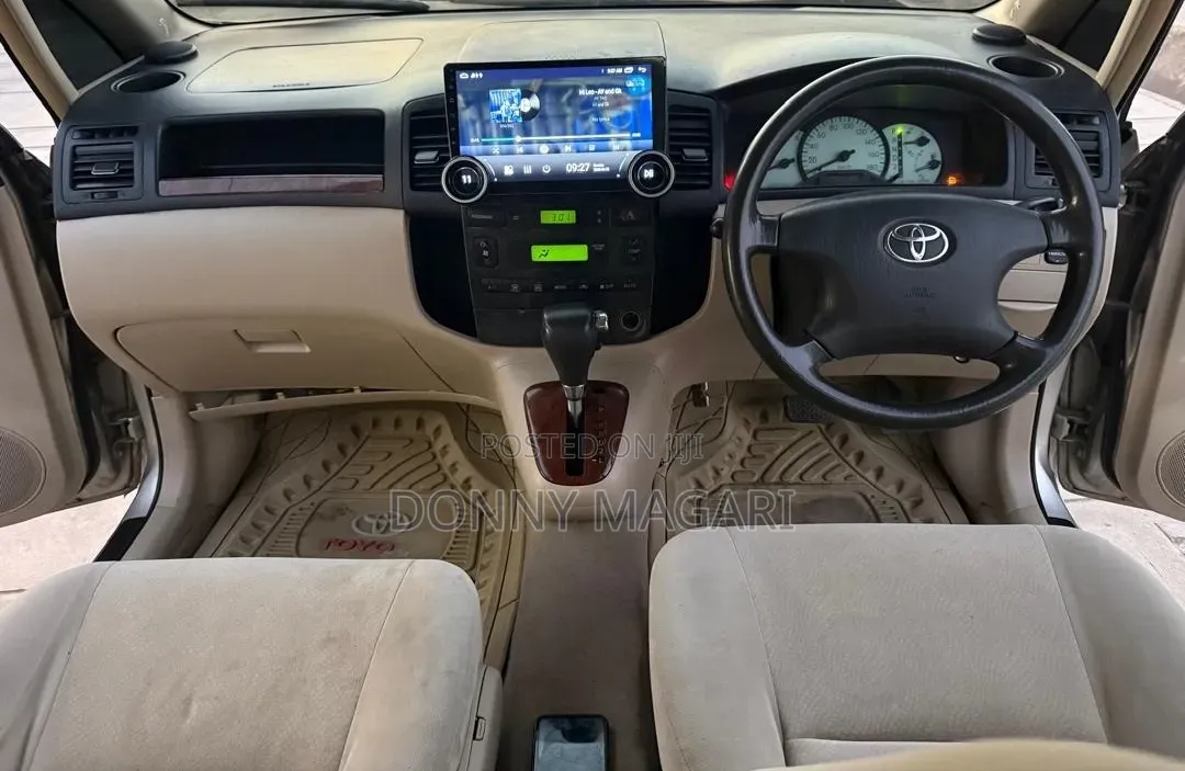 Toyota Corolla Spacio 2002 Silver