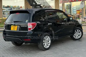 Subaru Forester 2011 Black