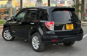 Subaru Forester 2011 Black