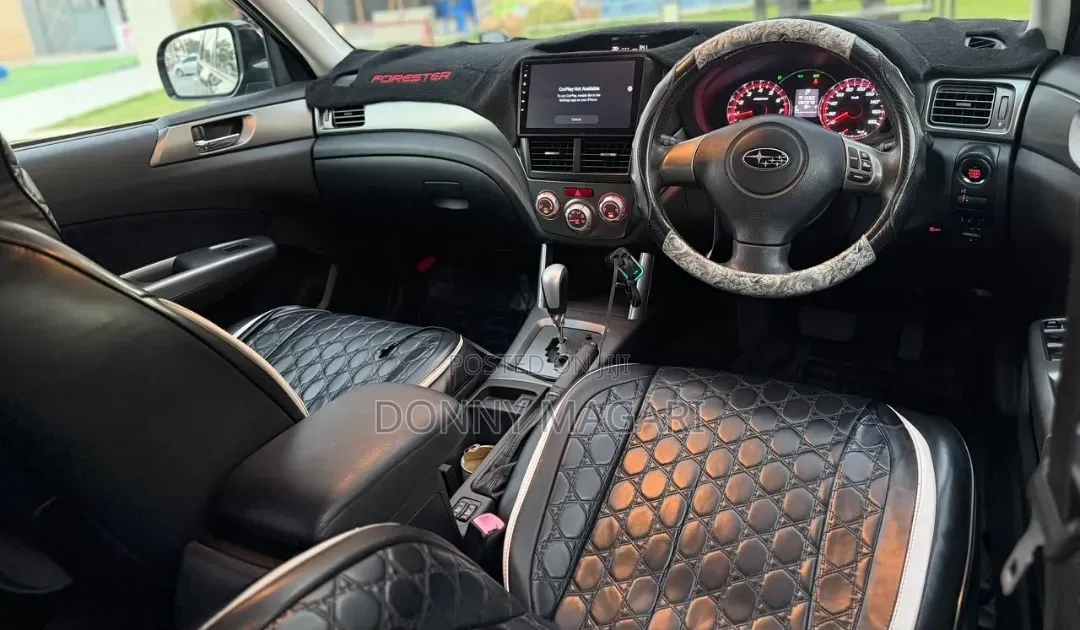 Subaru Forester 2011 Black