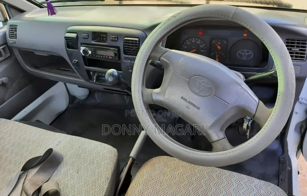 Toyota TownAce 2007 White