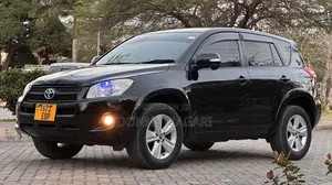 Toyota RAV4 2010 Black