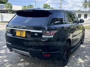 Land Rover Range Rover Sport HSE 4dr SUV 4WD (3.0L 6cyl S/C 8A) 2015