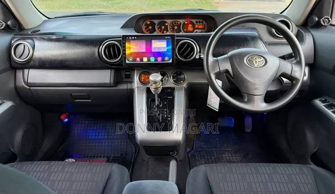 Toyota Corolla Rumion 2010 Black