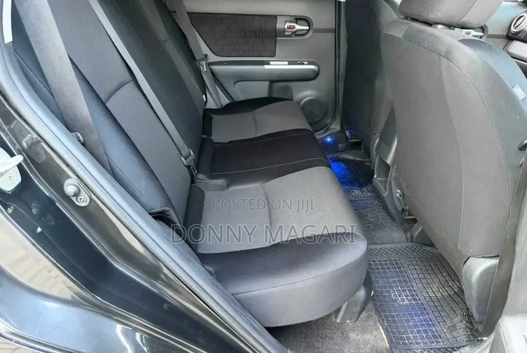 Toyota Corolla Rumion 2010 Black