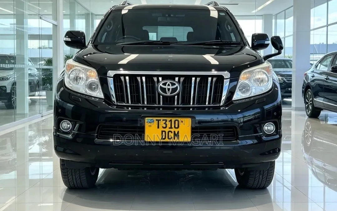 Toyota Land Cruiser Prado 2013 Black