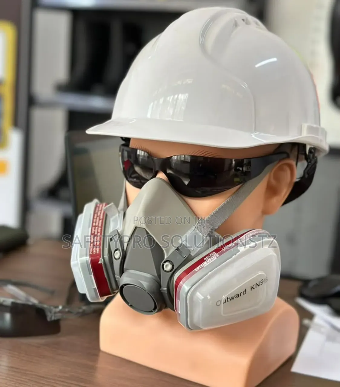 Half Face Chemical Respirator Mask( Non Branded)
