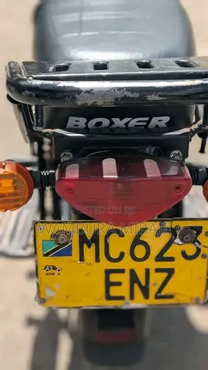 Bajaj Boxer X125 2026 Black