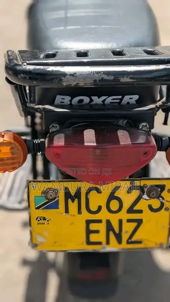 Bajaj Boxer X125 2026 Black