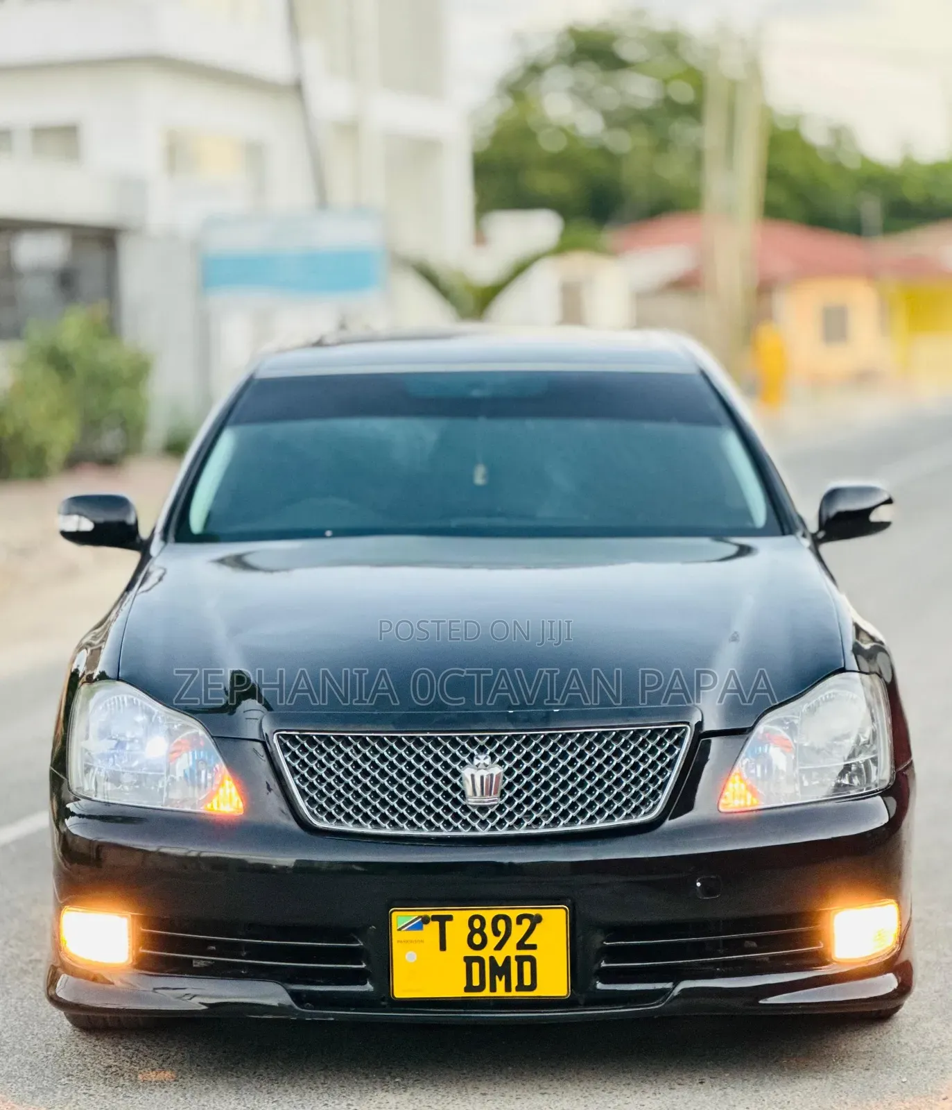 Toyota Crown 2004 Black