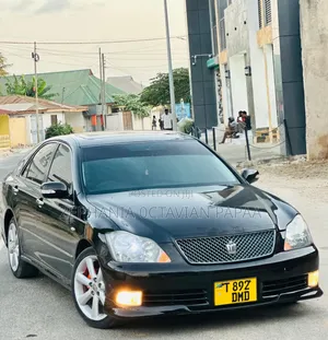 Toyota Crown 2004 Black