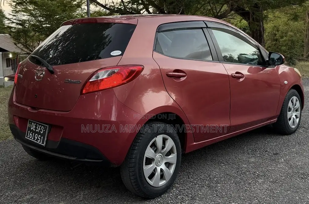 Mazda Demio 2010 Red