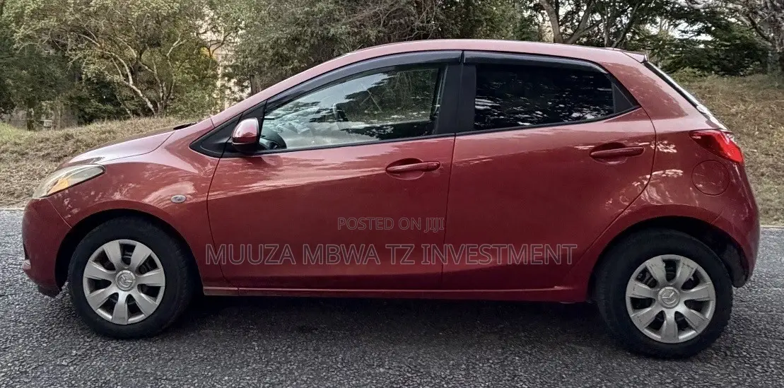 Mazda Demio 2010 Red