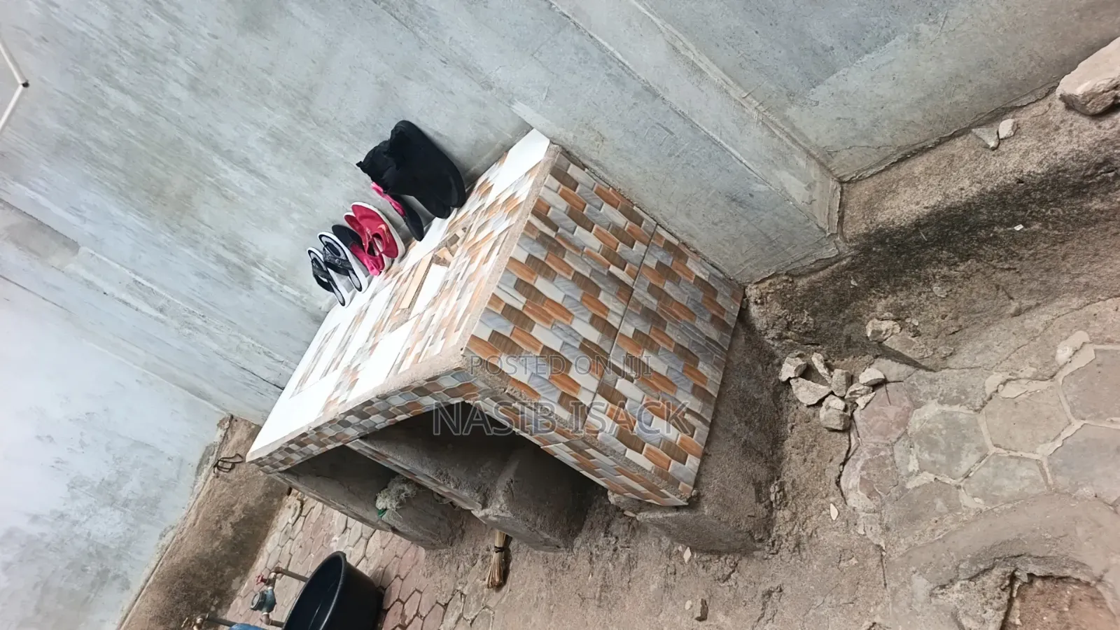 Furnished 3bdrm House in Mkolani for sale