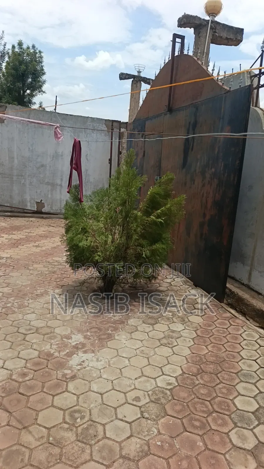 Furnished 3bdrm House in Mkolani for sale