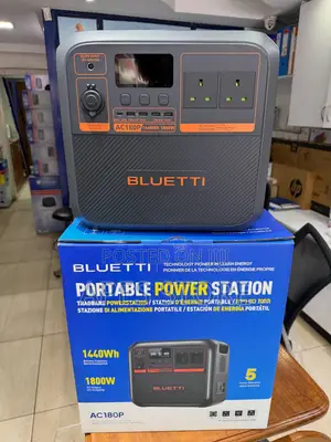 Bluetti AC180P Power Station 1800
