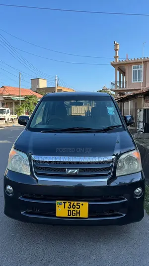 Toyota Noah 2002 Black