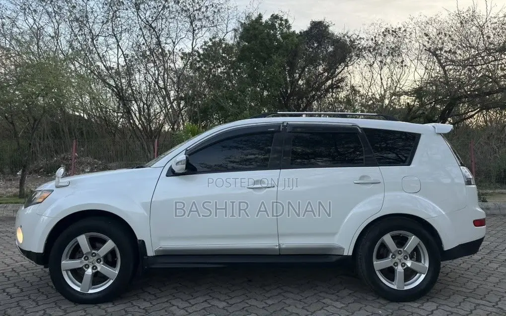 Mitsubishi Outlander 2.4 2008 White