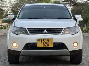 Mitsubishi Outlander 2.4 2008 White