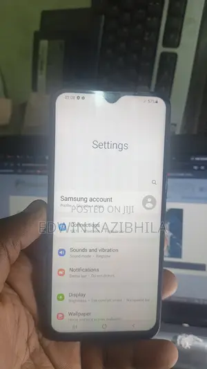 Samsung Galaxy A30 64 GB Black