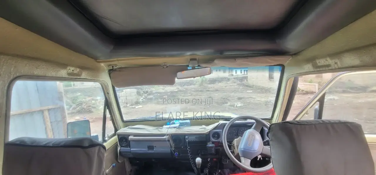 Toyota Land Cruiser 2003 Beige