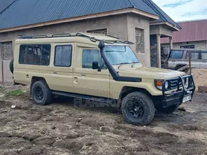 Toyota Land Cruiser 2003 Beige