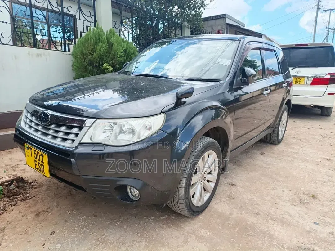 Subaru Forester 2010 Black