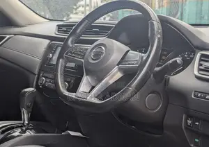 Nissan X-Trail 2.0 Hybrid AWD 2017 Black