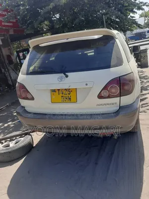 Toyota Harrier 2002 Pearl