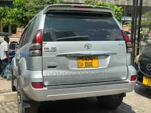 Toyota Land Cruiser Prado 2005 Silver