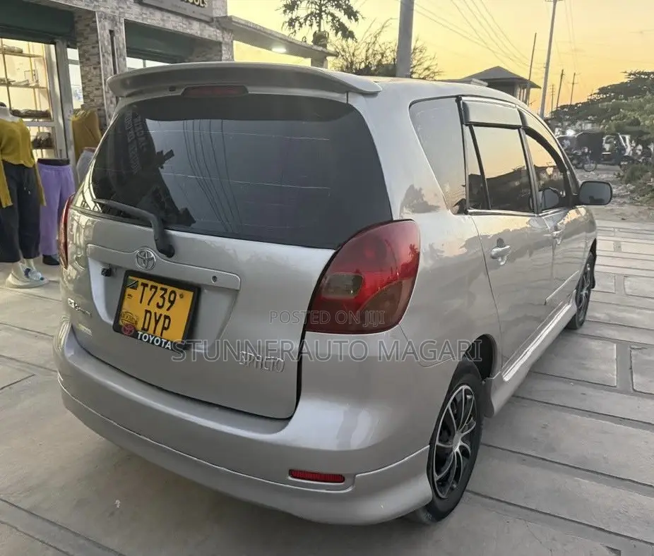 Toyota Corolla Spacio 2002 Beige