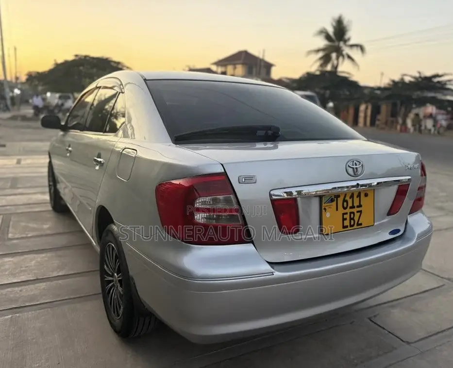 Toyota Premio 2005 Silver