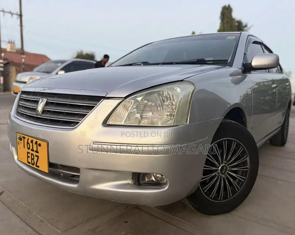 Toyota Premio 2005 Silver