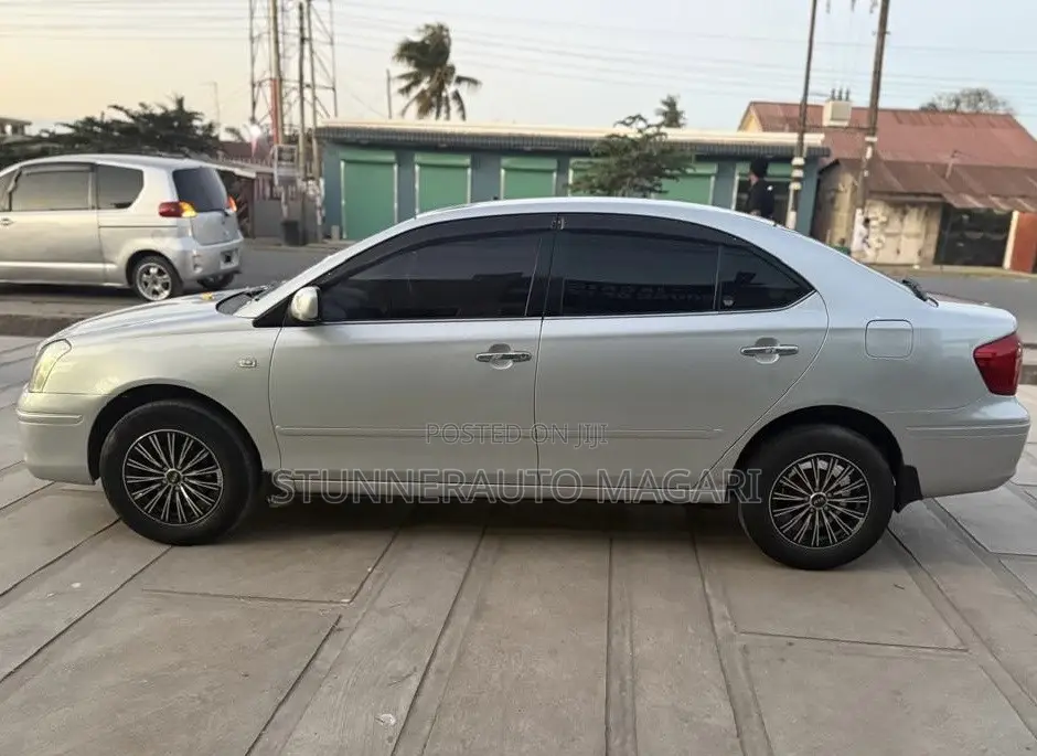 Toyota Premio 2005 Silver