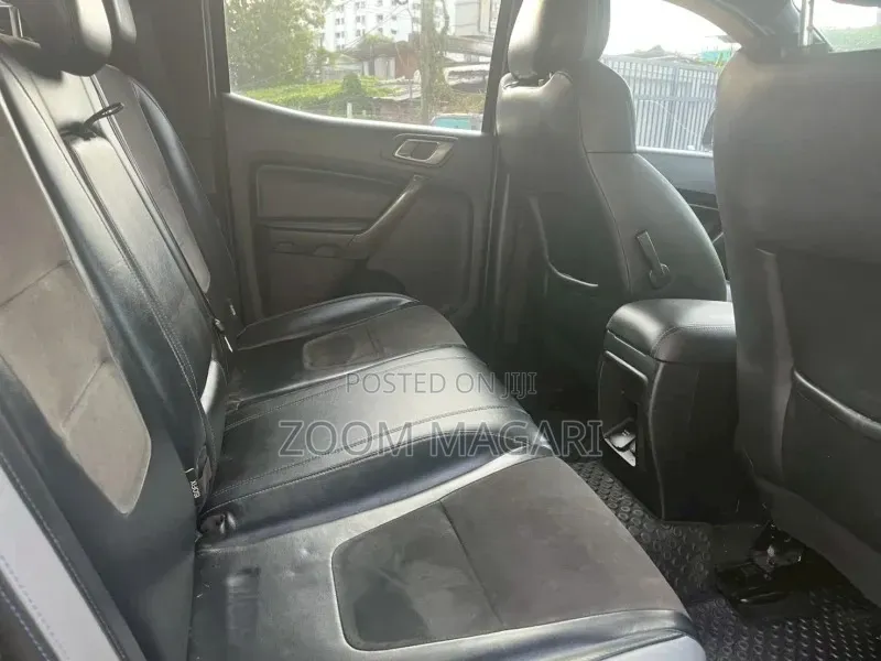 Toyota IST 2004 Gray