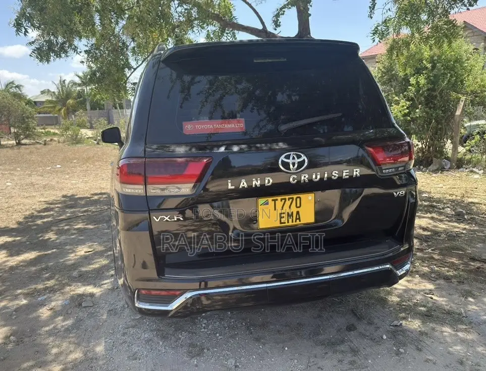 Toyota Land Cruiser 2019 Black